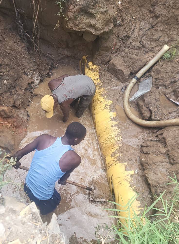 Pain as floods wreck water, sewerage services in Garissa
