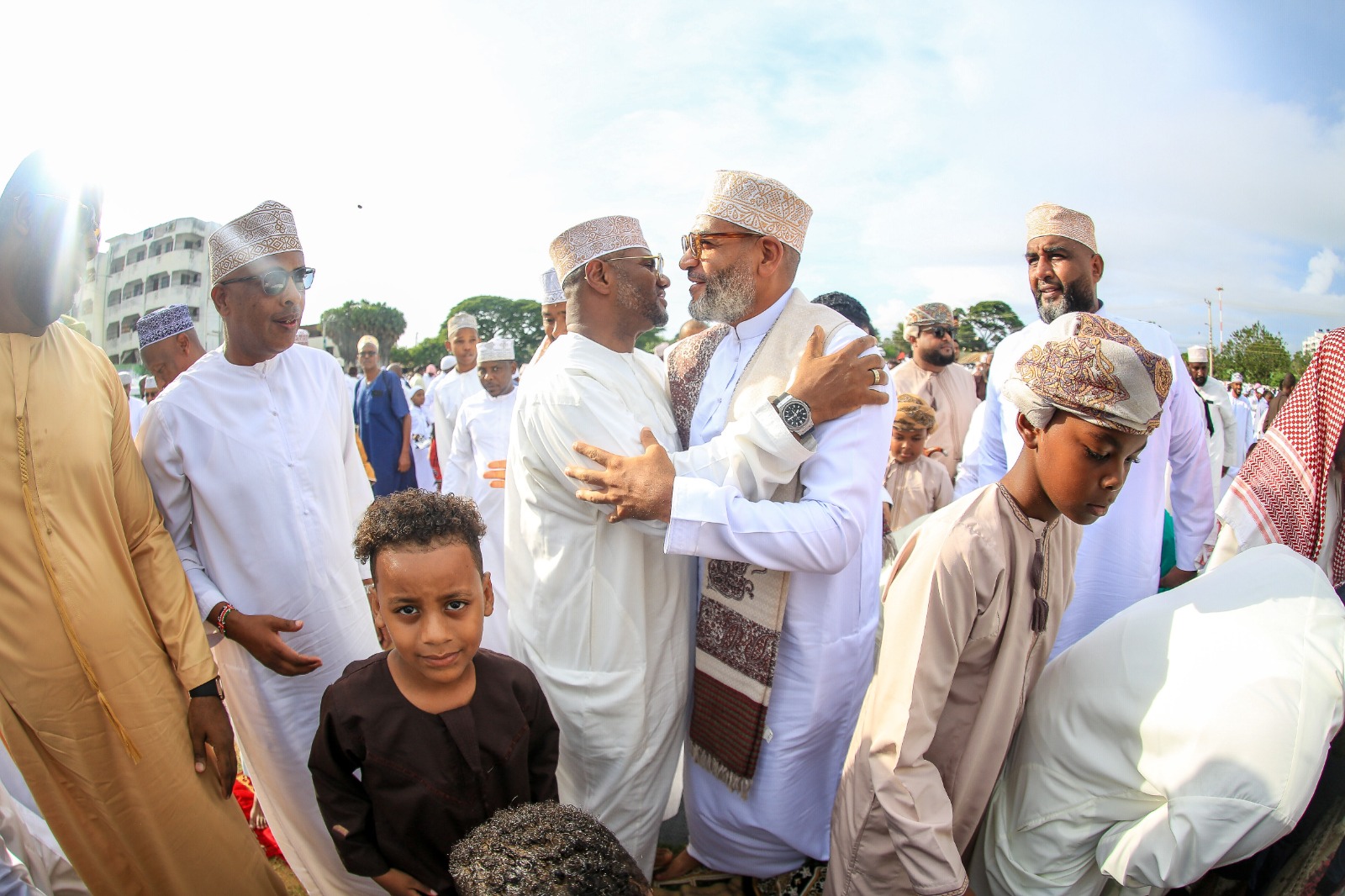 Muslims unite in prayer as Ramadhan ends