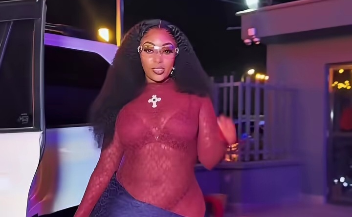 Amber Ray’s Night-Out Look That Has Everyone Talking