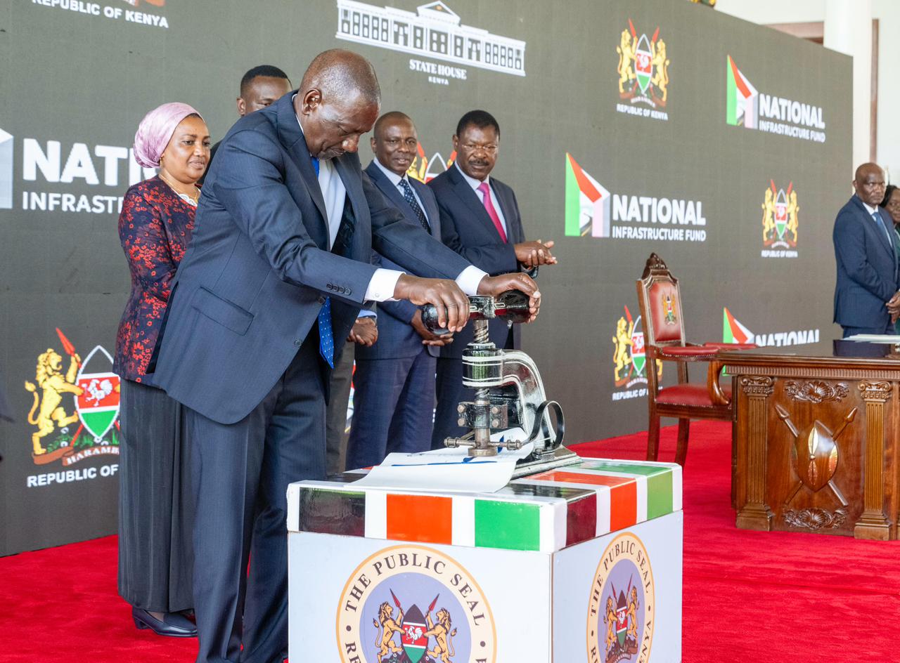 [PHOTOS] Ruto assents to National Infrastructure Fund Bill