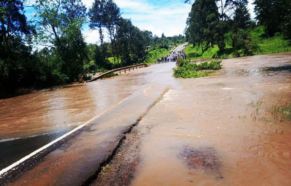 KeNHA reopens Kaplong–Kisii road after closure
