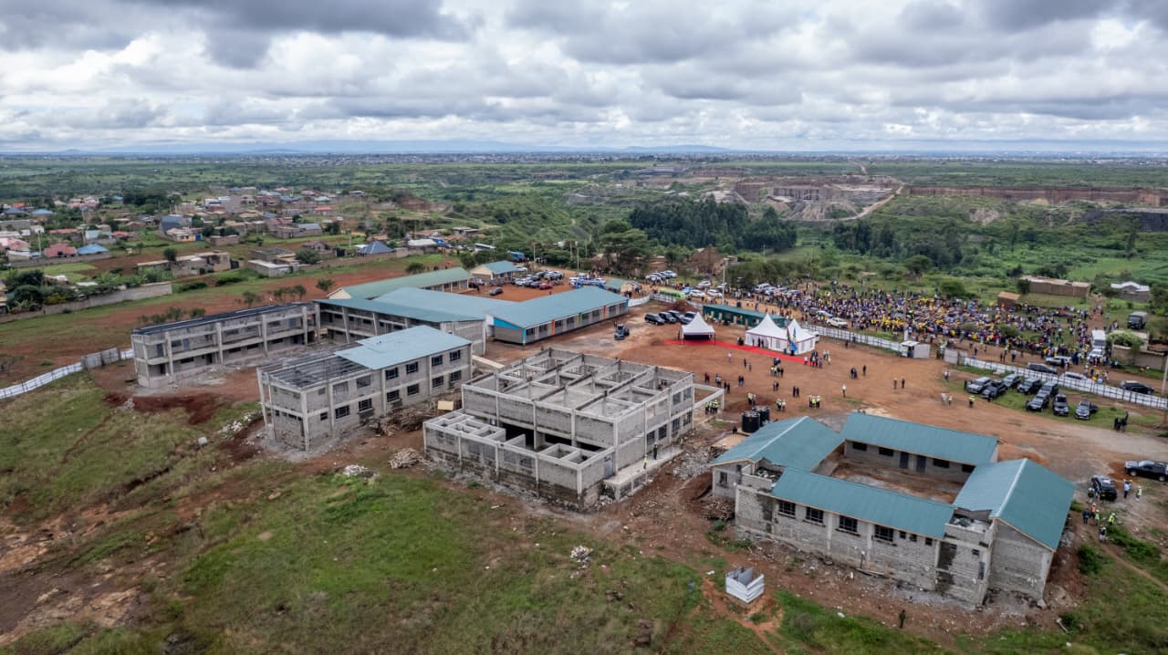 [PHOTOS] Ruto inspects Nyacaba housing project