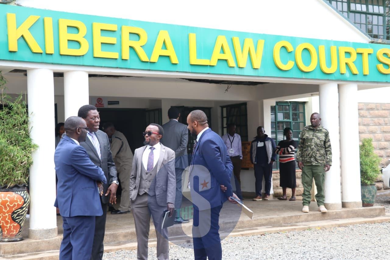 [PHOTOS] Court in session as Tuju fights arrest