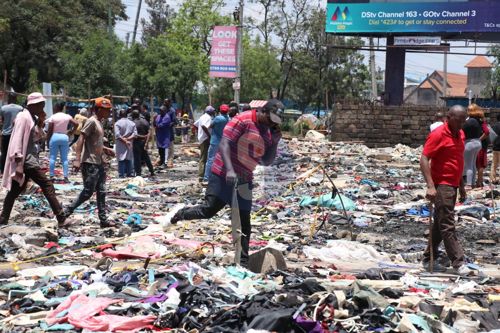 [PHOTOS] Traders salvage goods after Uhuru Market demolition