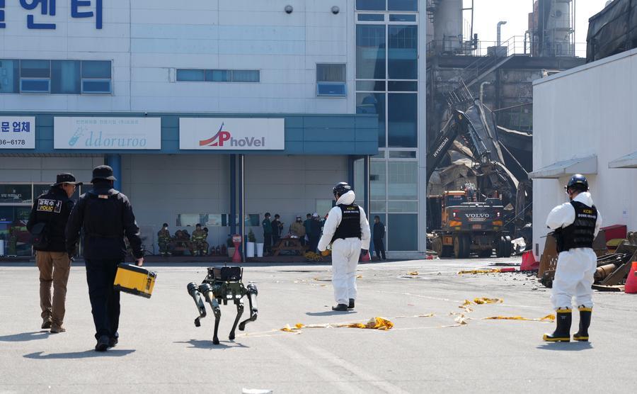 14 dead in S. Korean factory fire