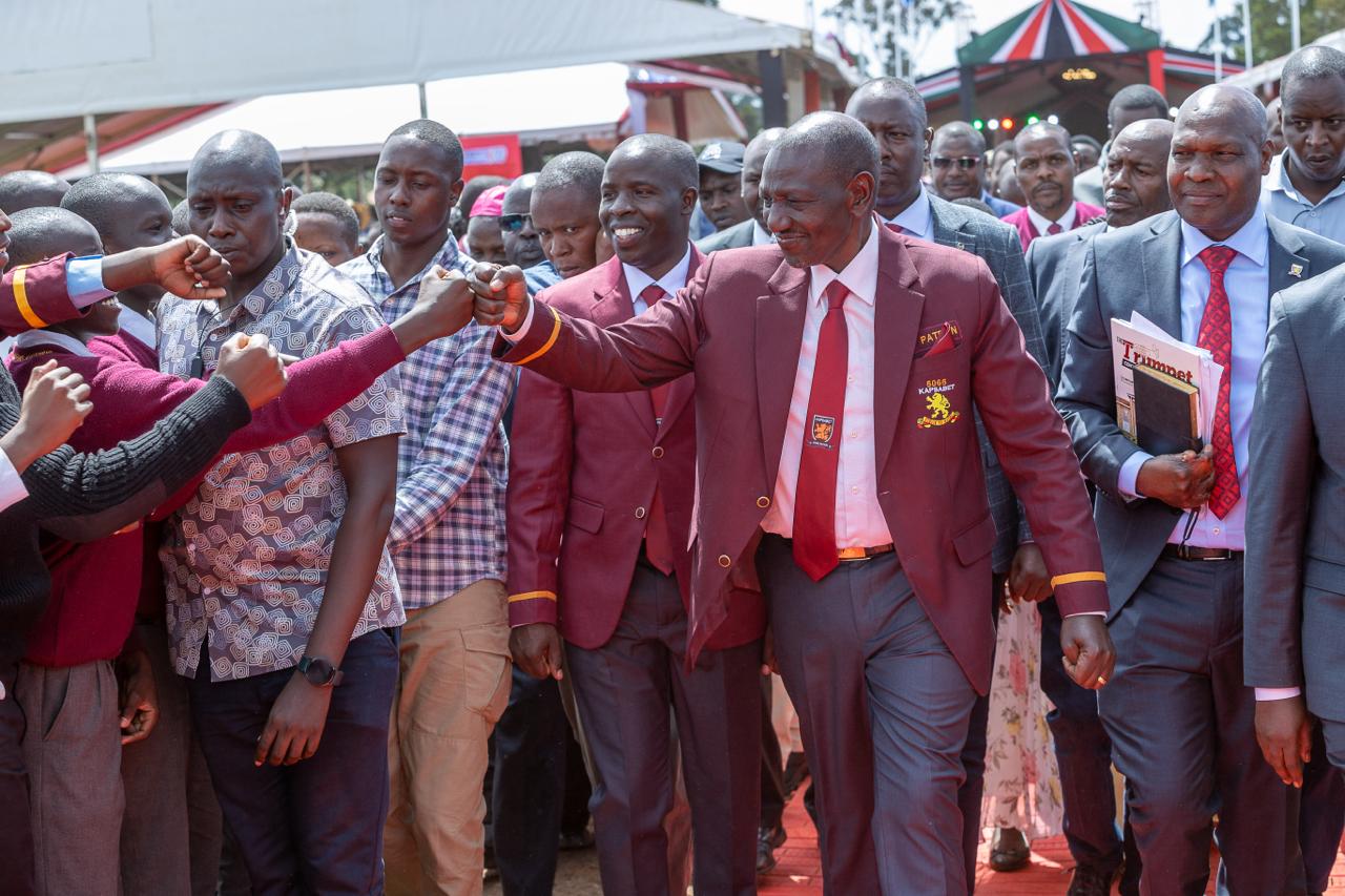 Ruto donates Sh5m to Kapsabet School for the Deaf