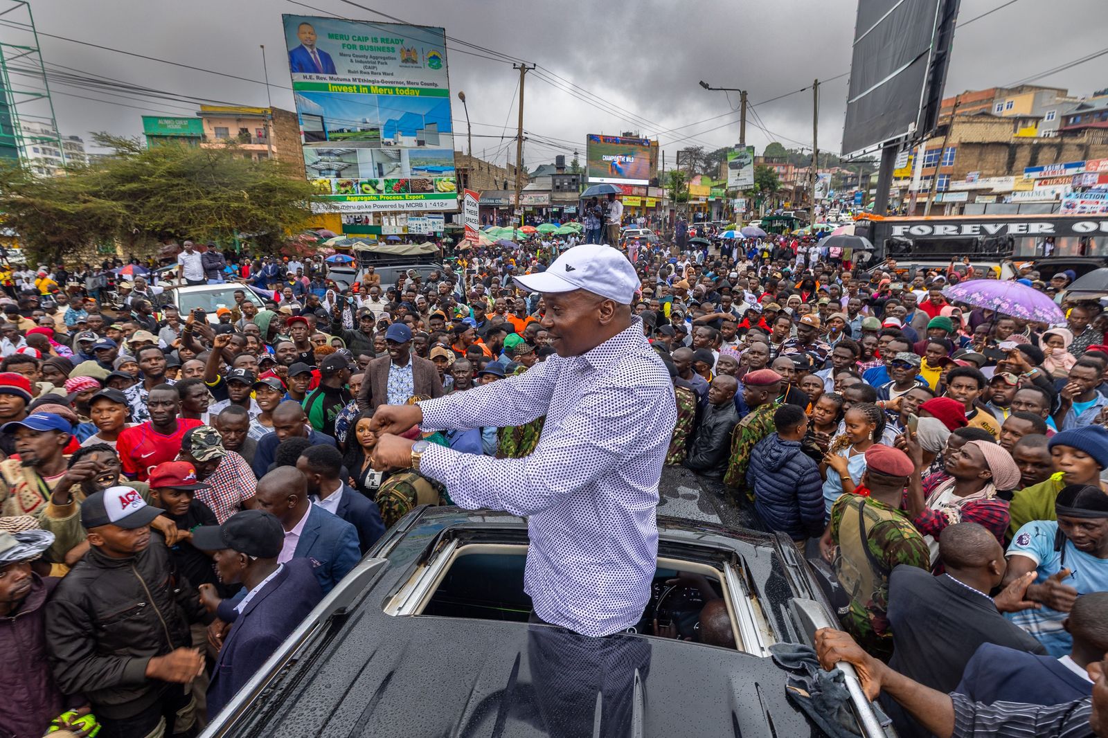 [PHOTOS] DP Kindiki interacts with Meru residents