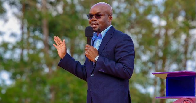 State warns against hooliganism, vows to protect freedoms