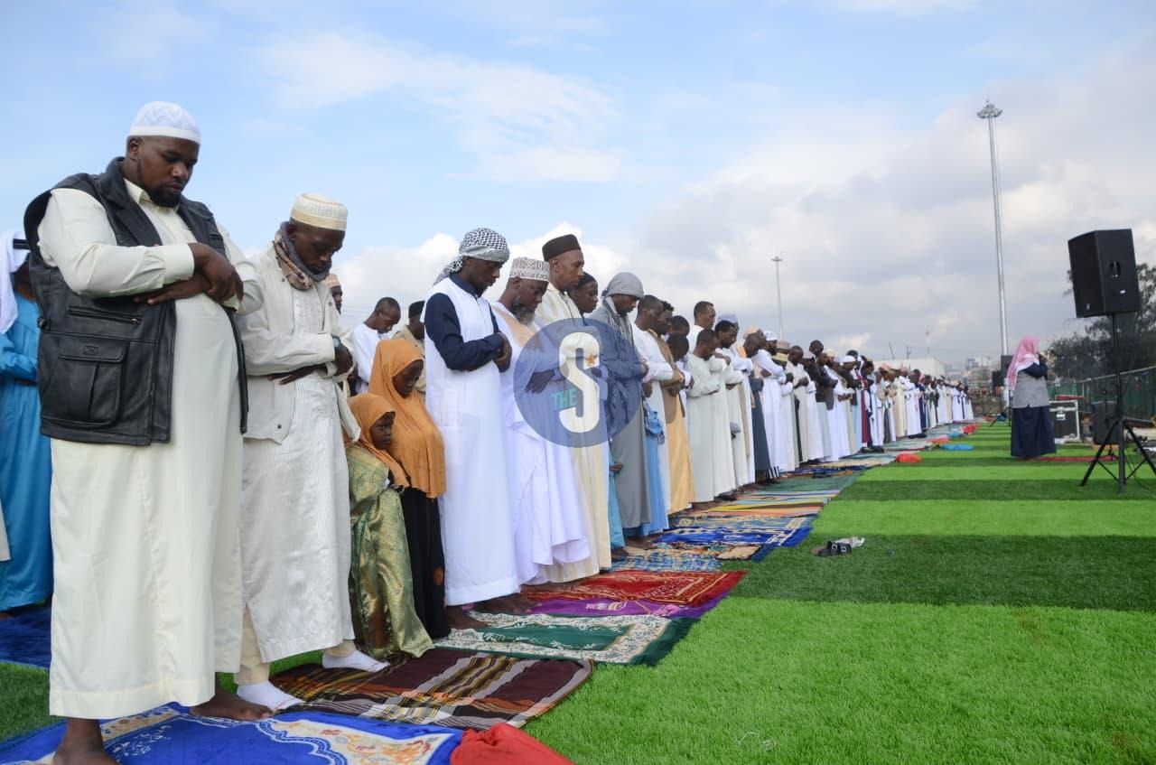 (PHOTOS) Calls for unity, charity mark Idd prayers