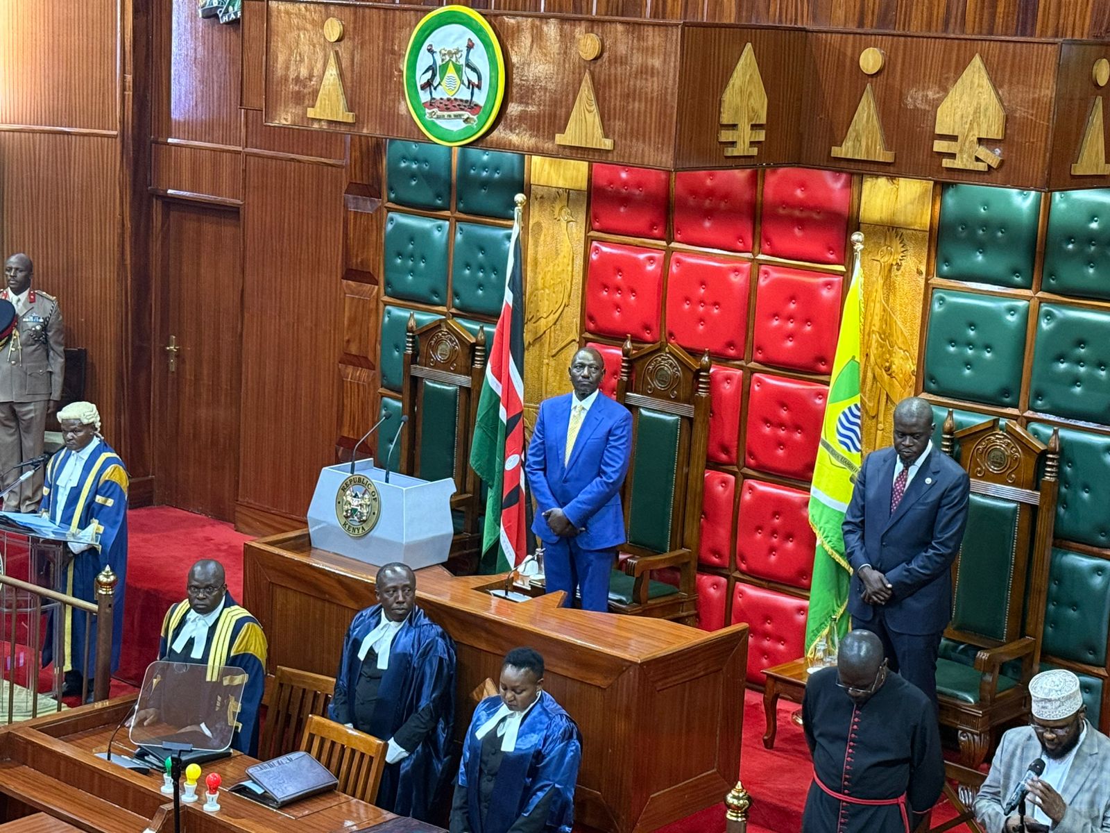 Ruto: Part of State House wall on riparian to be demolished