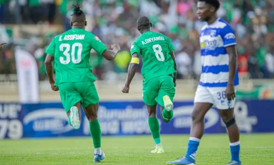 Gor Mahia midfielder Alpha Onyango celebrates his goal with teammate Ebenezer Assifuah during the Mashemeji Derby at Nyayo Stadium/HANDOUT
