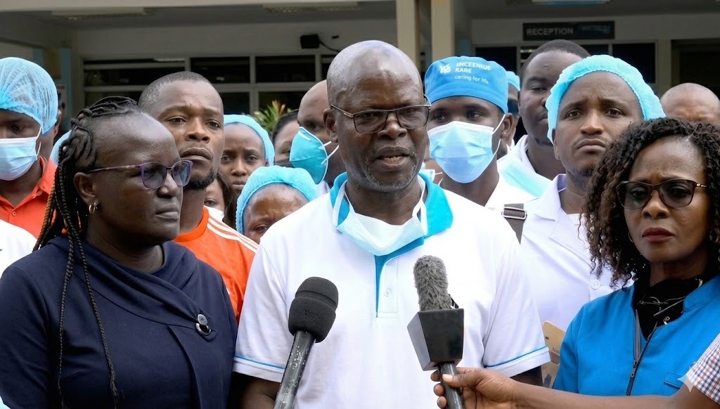 Services paralysed at KNH as nurses strike