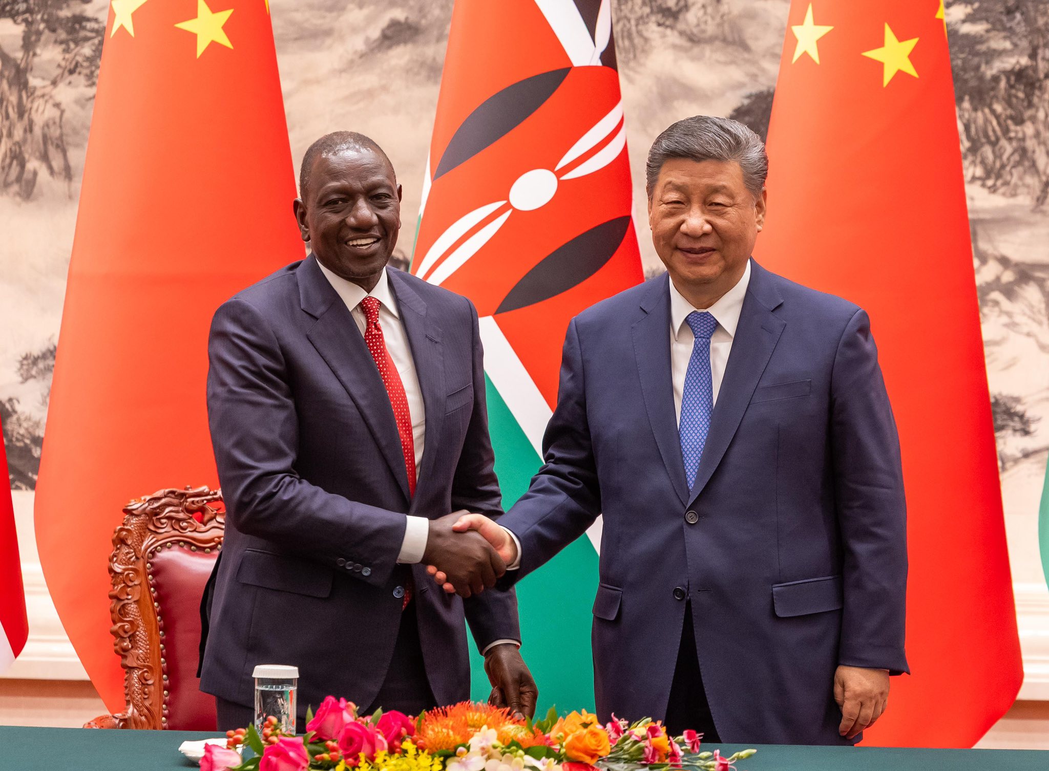 (Understanding China) Why Kenya and the World are Turning to China's Currency