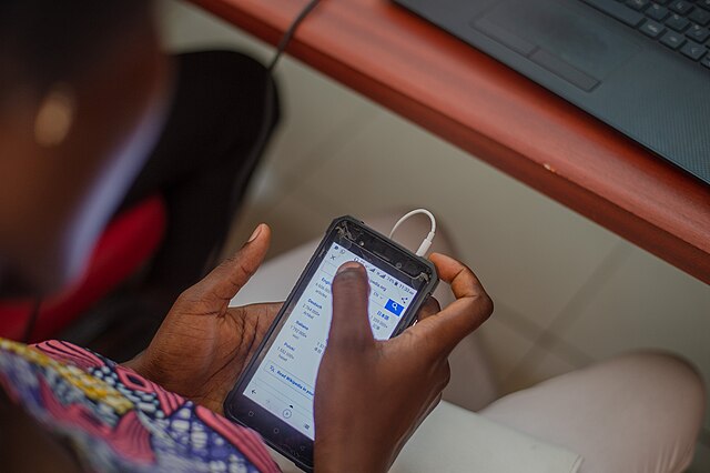 Should Couples Share Phone Passwords? The Modern Debate on Digital Privacy.