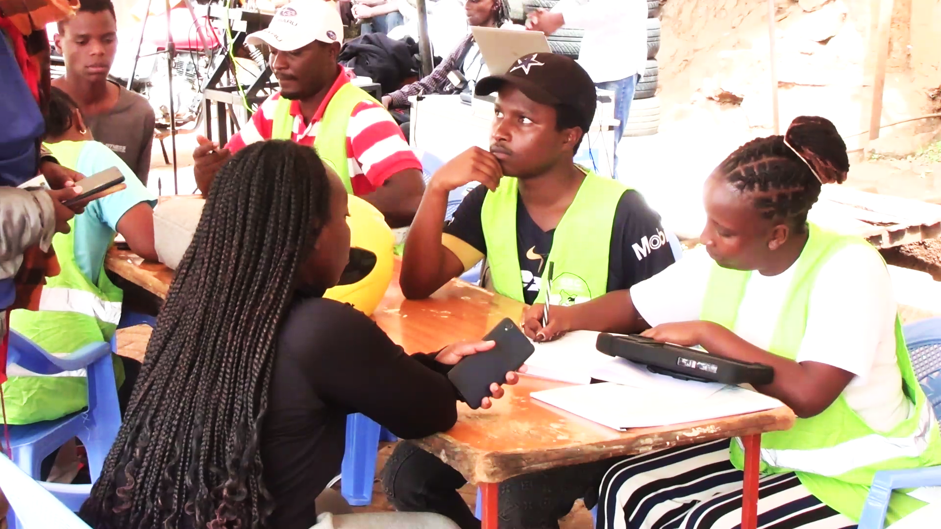 Varsity students register as IEBC targets over 40K voters