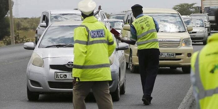 Report: Cops, civil servants top in bribery
