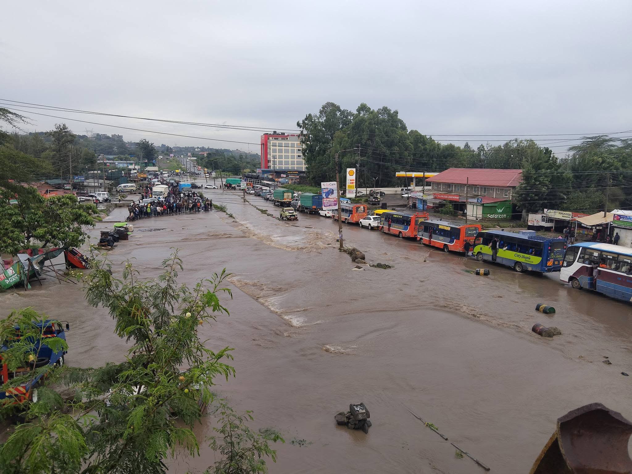 Ruai Bypass submerged as rains paralyse traffic