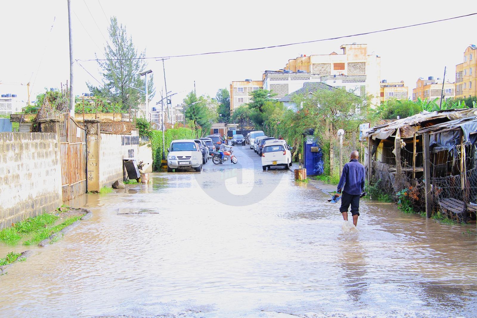 [PHOTOS] Flood chaos: Van trapped, roads submerged after night of heavy rains