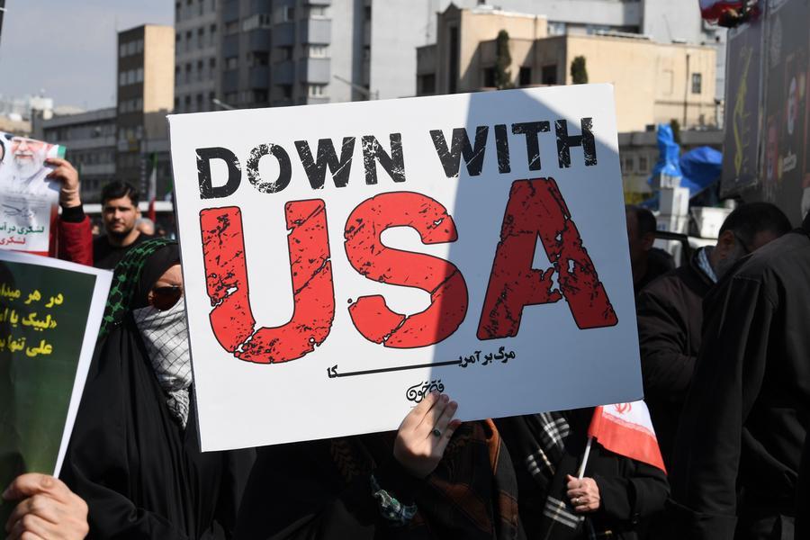 2 U.S. war jets downed by Iranian fire as both sides scramble for missing pilot