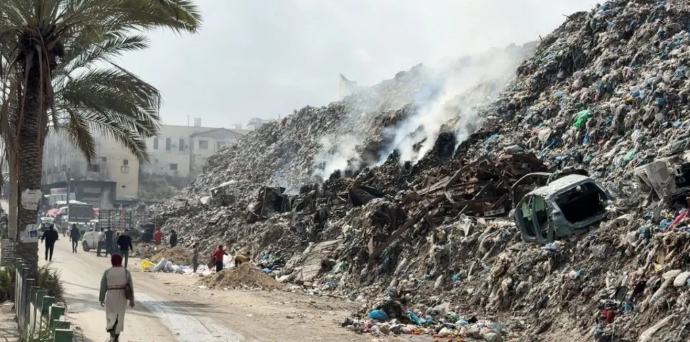 'If we sleep, they bite': Rats, weasels infest camps for displaced Gazans
