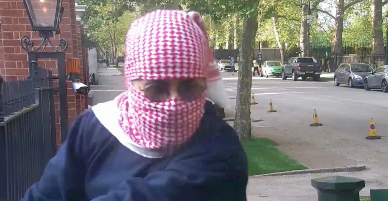 Migrant guilty of attempting knife attack on Israeli embassy
