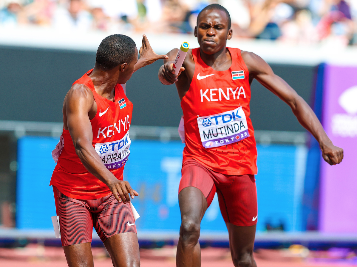 George Mutinda hands over the baton to David Sanayek in the 4x400m relays at last year's World Championships in Tokyo