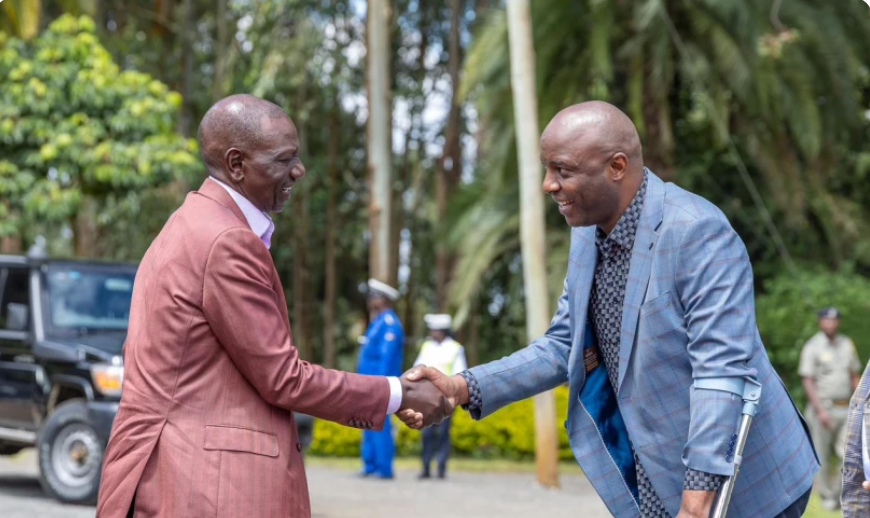 Murang'a Governor Irungu Kang'ata welcoming President William Ruto to Njiiri School, Kandara Constituency on May 3, 2026.