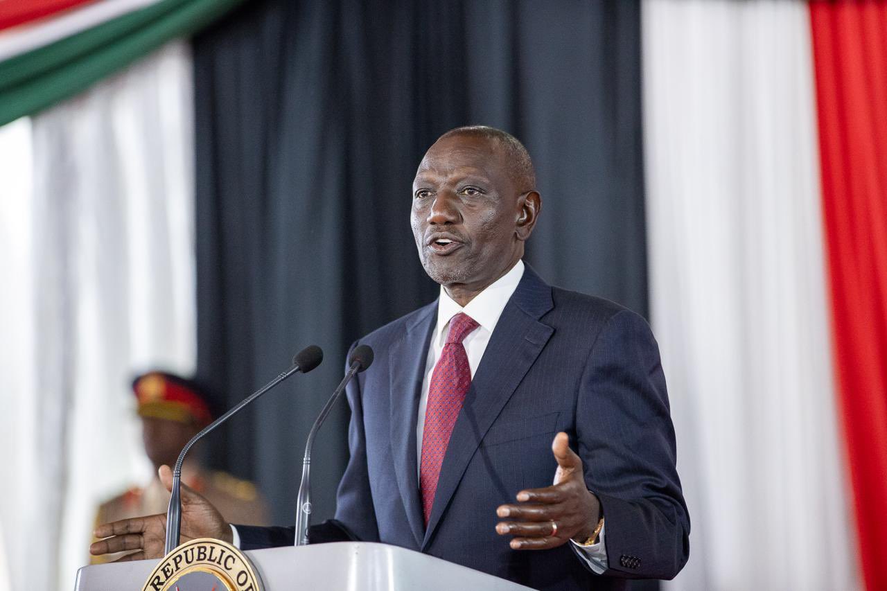 Ruto tells Museveni: I support both Arsenal and Harambee Stars
