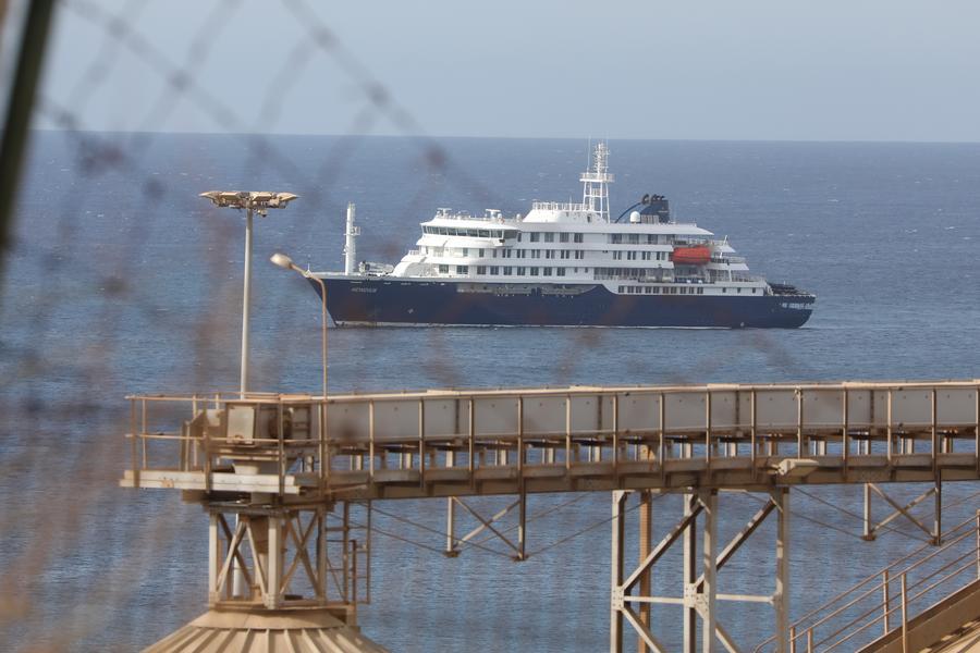 US, French nationals test positive for hantavirus after leaving ship