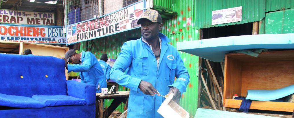 Ex-inmate turns carpentry skills into 10K-a-day empire