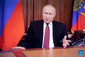 Putin denounces Nato at scaled back Victory Day parade