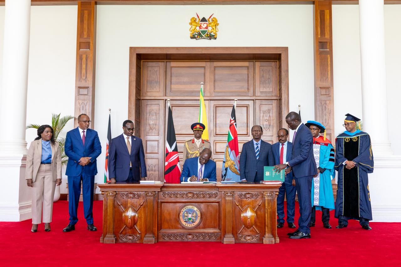 PHOTOS: Ruto awards University Charters to KAIST and KEMRI