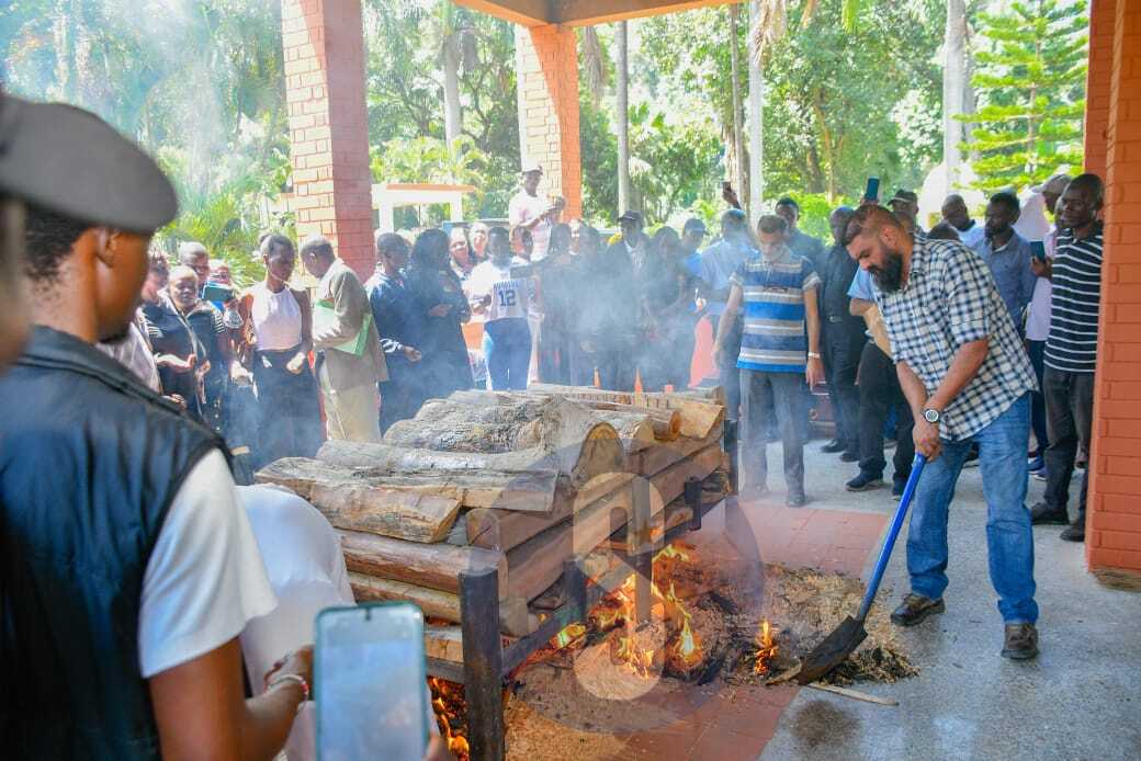 [PHOTOS] K'Ogalo legend Allan Thigo cremated