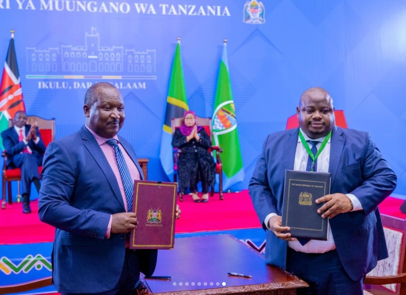 Kenya Maritime Authority (KMA) Director General CPA Omae Nyarandi and his counterpart from Tanzania Shipping Agencies Corporation (TASAC) at State House in Dar es Salaam during Kenyan President William Ruto’s official visit to Tanzania.