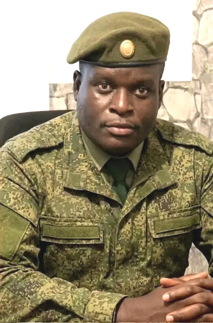 The kate Oscar Khagola in Russian military uniform