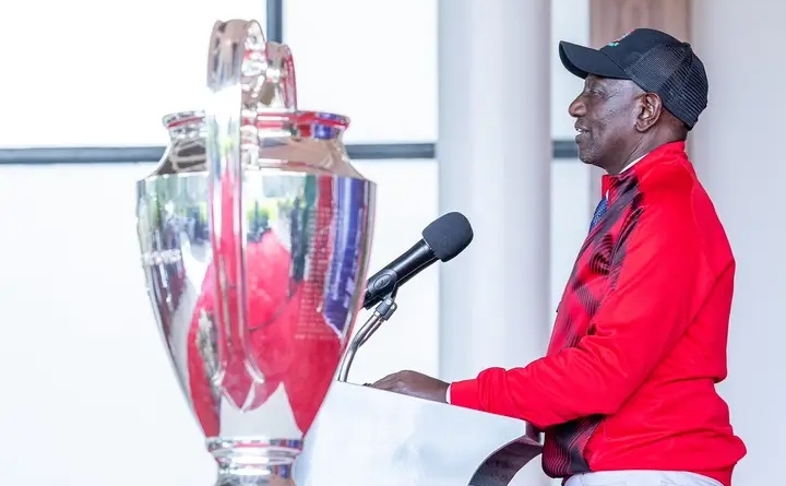 Ruto Joins Arsenal Fans in Wild Title Celebrations