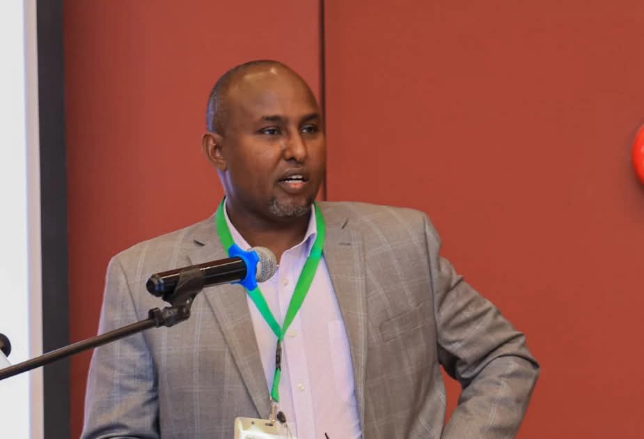 Junet rallies support for Ruto, hails economic gains