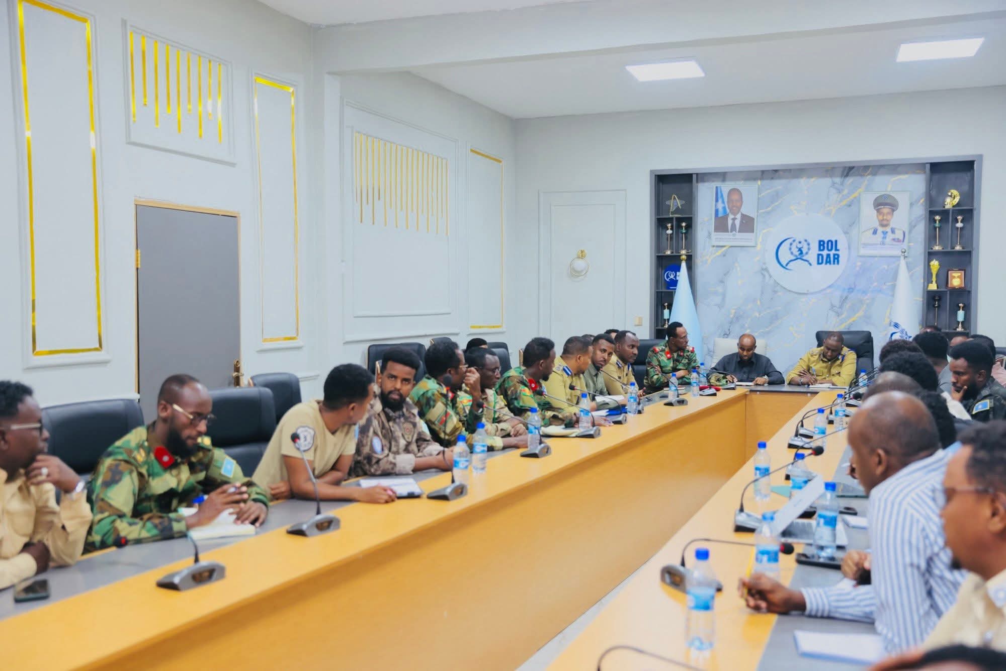 Somalia's Banadir region security chiefs meet to discuss the situation amid low-key protests in Mogadishu/HANDOUT