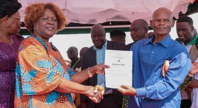 Relief as government issues 750 Kihiu Mwiri title deeds