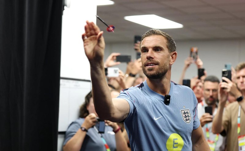 Leader Henderson raring to get England roaring