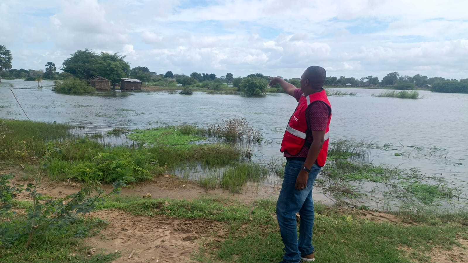 Homes, schools submerged as floods wreak havoc in Tana River