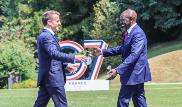G7 vows tougher action on migrant smugglers
