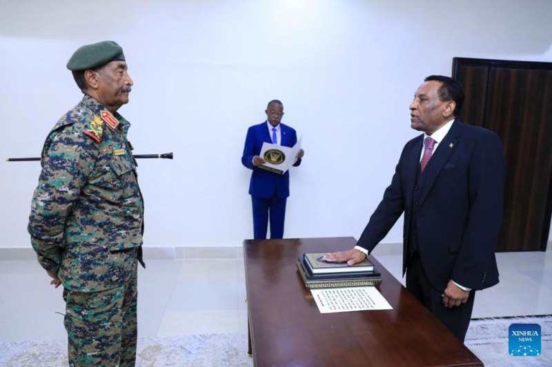 Sudan faces mounting economic pressure as new media restrictions spark criticism