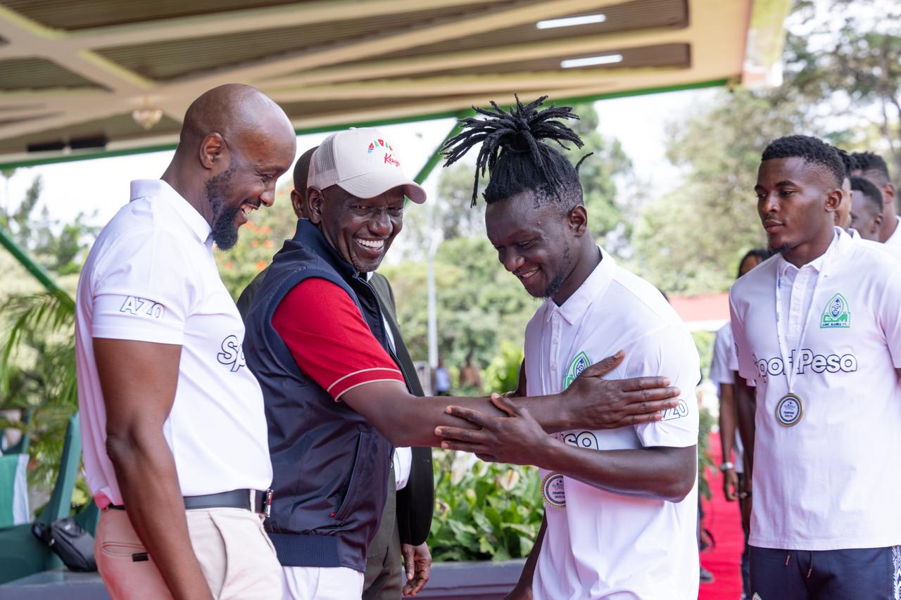 'It was like a sack': Ruto jokes over XXL Gor jersey