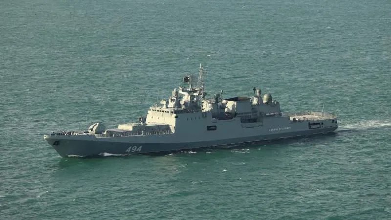 Russian warship fires warning shots near UK-registered yacht in Channel