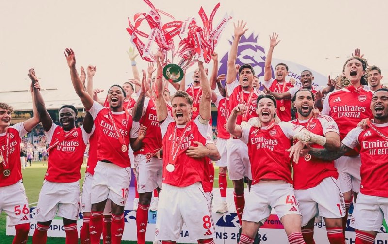 Ruto invites Arsenal to Kenya after fans celebration