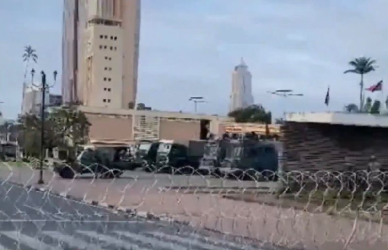 Roadblocks force changes to Parliament's schedule