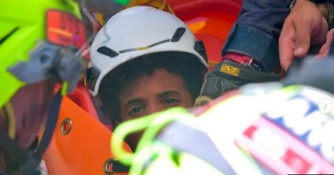 Two boys rescued from Venezuela earthquake rubble