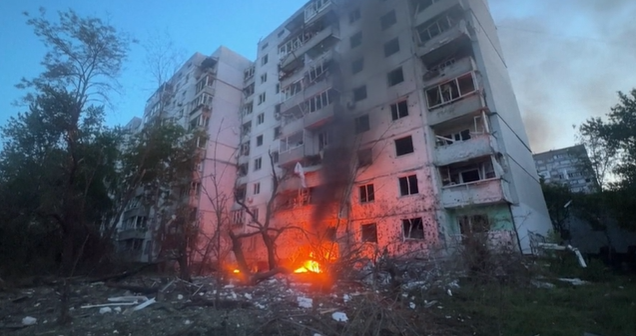 Ukraine rescuers pull dead from rubble after strikes kill 18 people