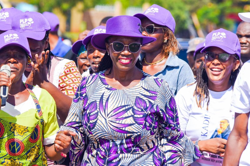 Karua heads to Nairobi after UG denies her entry